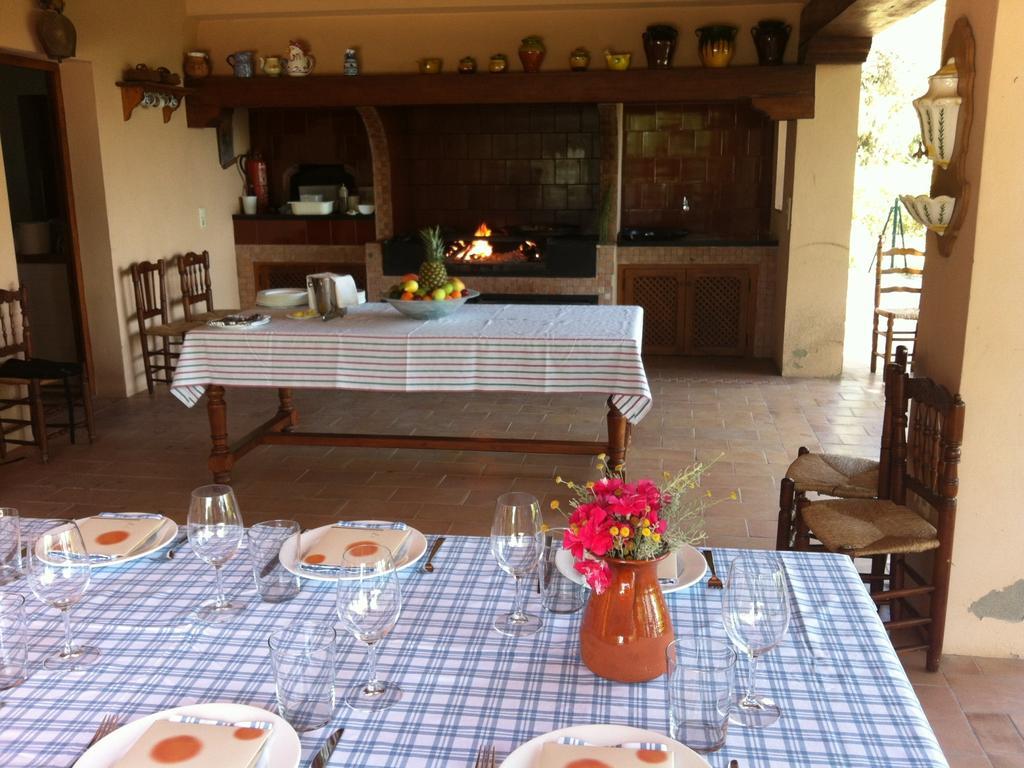 Sh Mas De Canicatti Oliva Bagian luar foto